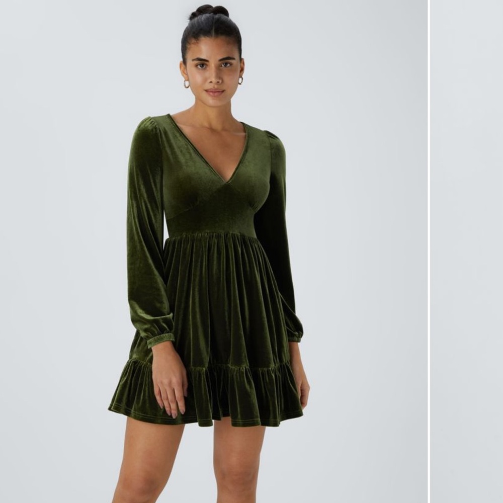 HALARA- Green Velvet Dress. Size S